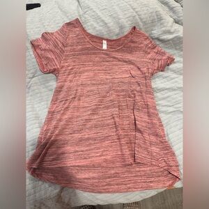 Women’s Lularoe Short Sleeve Heathered Pink Pocket Tee